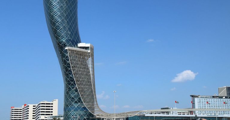 UAE to Issue Crypto Licenses in Bid to Become Industry Hub: Report