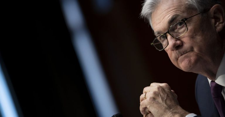 Bitcoin Falls 7% as Russia Invades Ukraine; Experts Say Fed U-Turn on Rate Hikes Unlikely